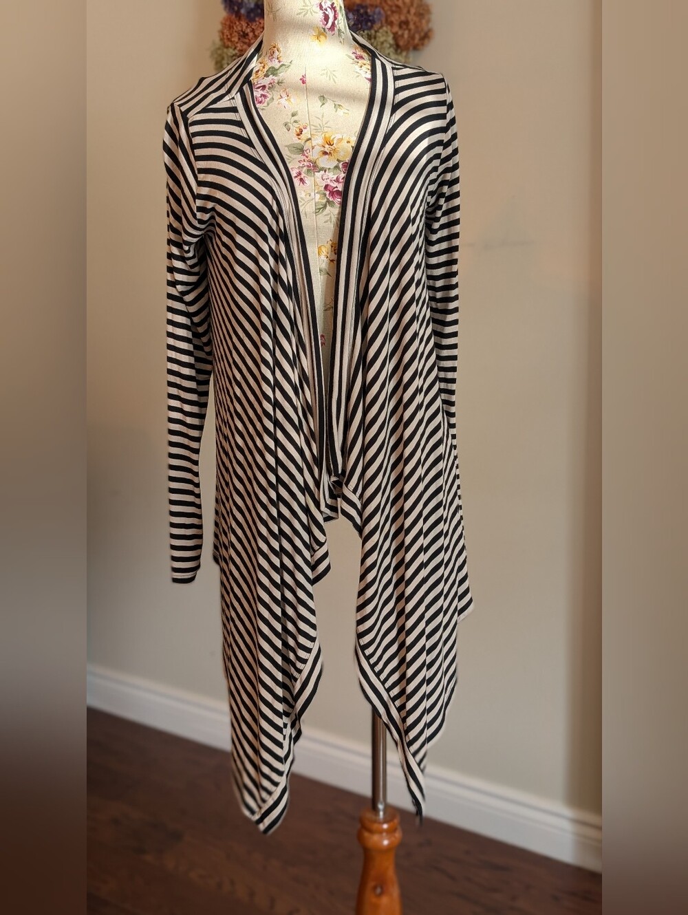 Adrienne Vittadinni Black and White Striped Women's Draped Cardigan- 0003